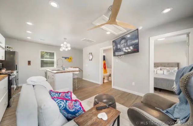 1636 N Madison Avenue, Tulsa, OK 74106