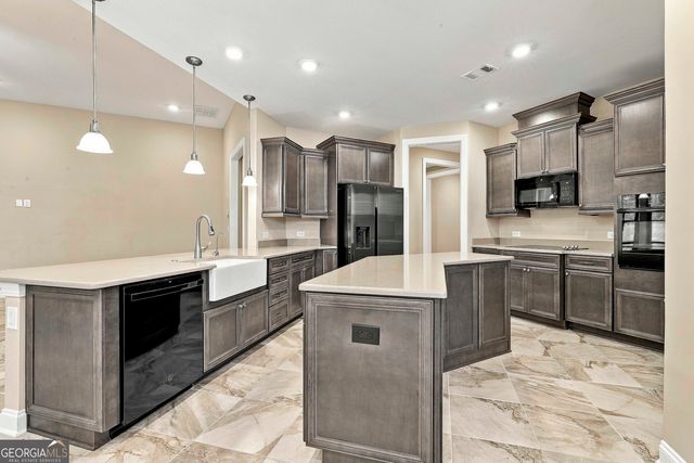 122 Cottonwood Circle, Peachtree City, GA 30269
