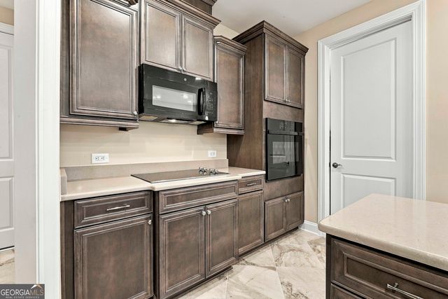 122 Cottonwood Circle, Peachtree City, GA 30269