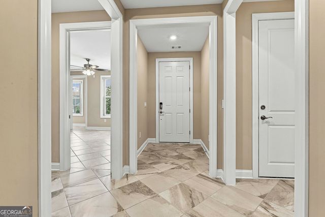 122 Cottonwood Circle, Peachtree City, GA 30269