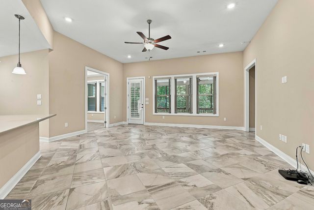 122 Cottonwood Circle, Peachtree City, GA 30269