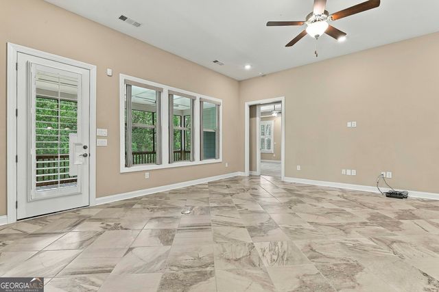 122 Cottonwood Circle, Peachtree City, GA 30269