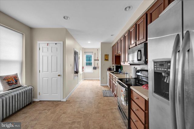 942 PIKE ST, Reading, PA 19604
