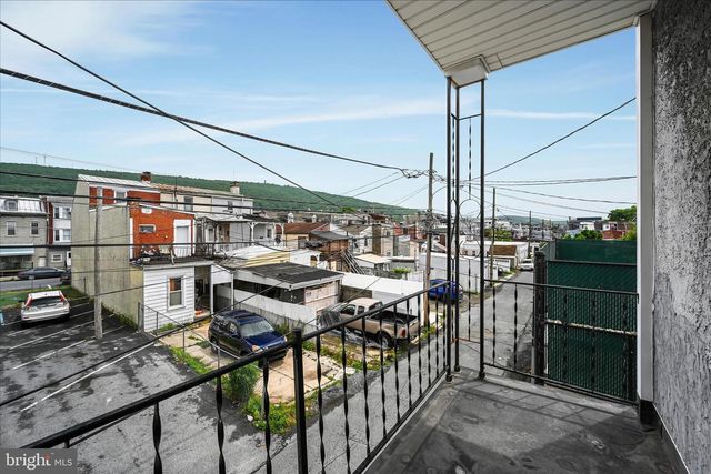 942 PIKE ST, Reading, PA 19604