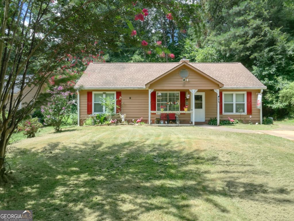 107 Honeysuckle Lane, Stockbridge, GA 30281