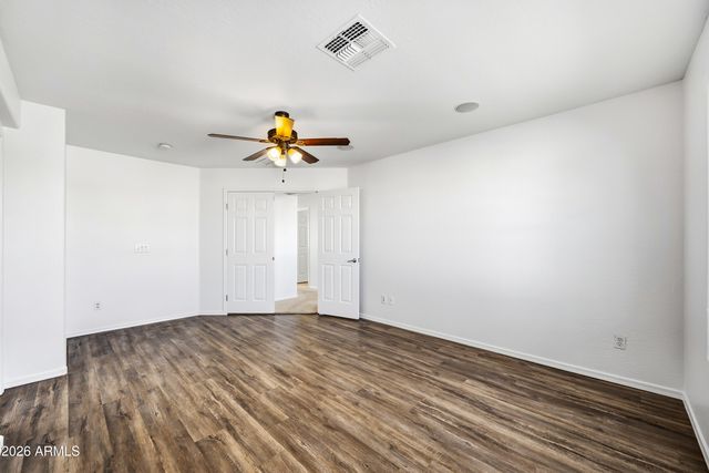 5209 W Shaw Butte Drive, Glendale, AZ 85304