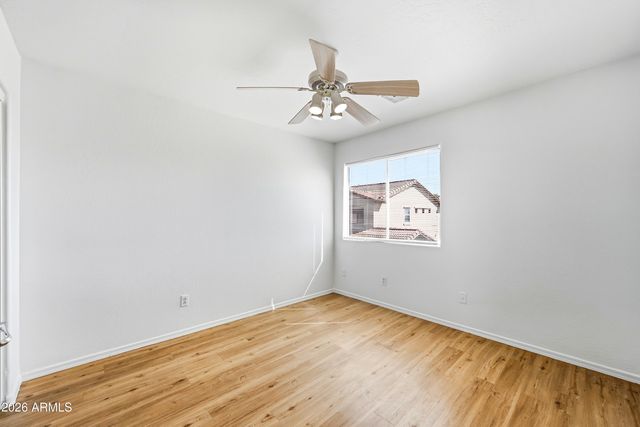 5209 W Shaw Butte Drive, Glendale, AZ 85304