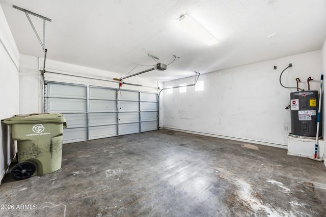 5209 W Shaw Butte Drive, Glendale, AZ 85304