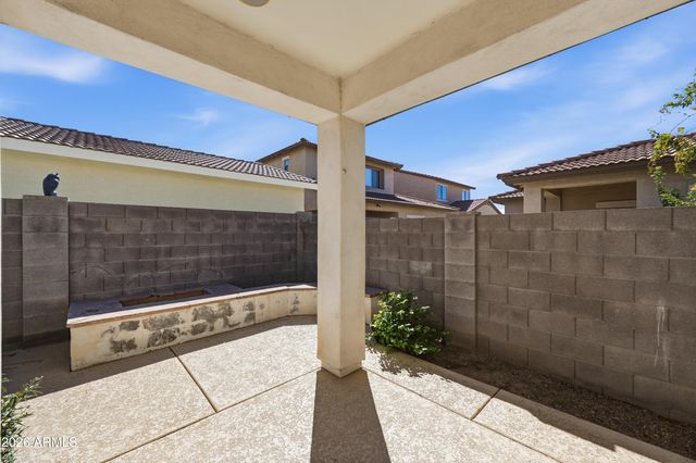 5209 W Shaw Butte Drive, Glendale, AZ 85304