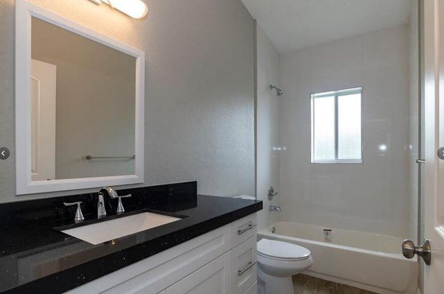 1140 NW 1ST Avenue, Fort Lauderdale, FL 33311