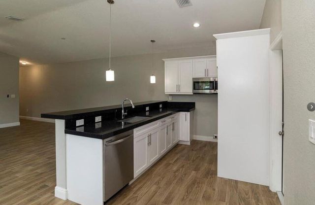 1140 NW 1ST Avenue, Fort Lauderdale, FL 33311