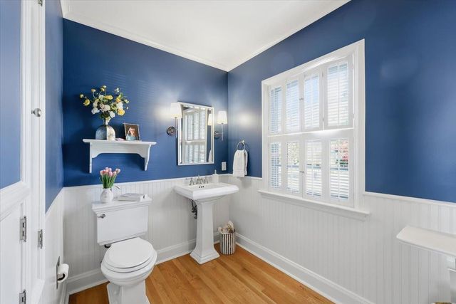 1228 E Overbluff Rd, Spokane, WA 99203