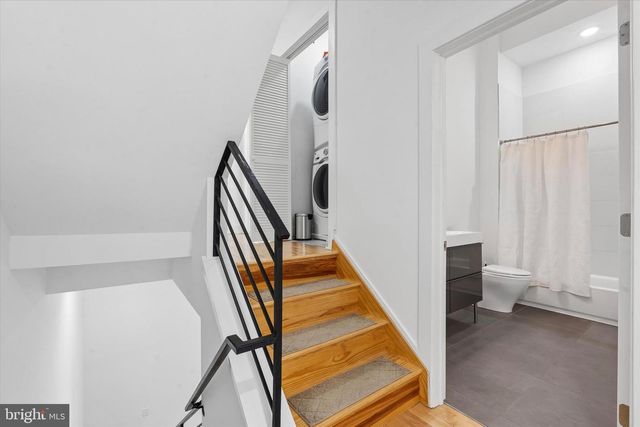 2720 W CABOT ST, Philadelphia, PA 19121