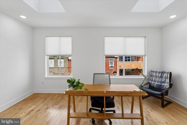 2720 W CABOT ST, Philadelphia, PA 19121