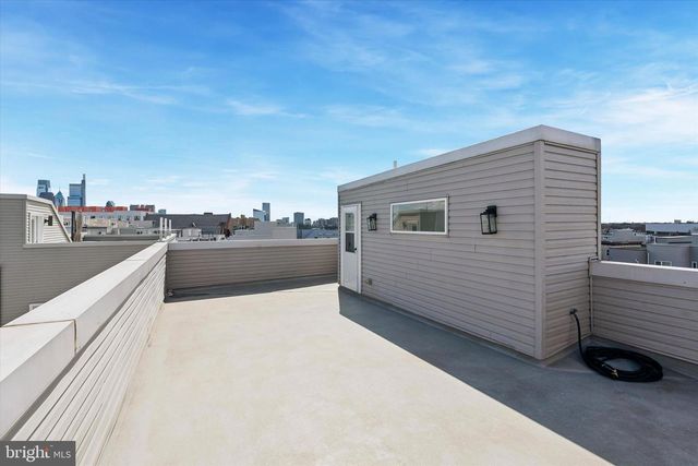 2720 W CABOT ST, Philadelphia, PA 19121