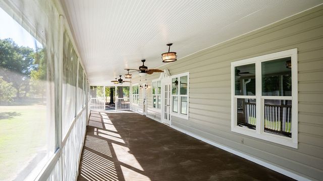 213 County Road 2320, Telephone, TX 75488