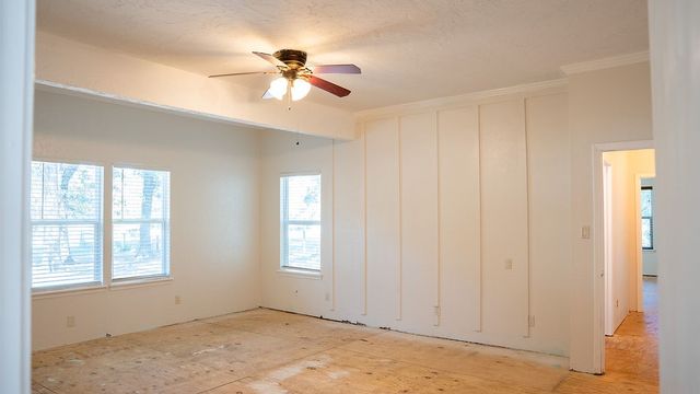 213 County Road 2320, Telephone, TX 75488