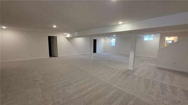 1002 Whistler Way, Adams Twp, PA 16046