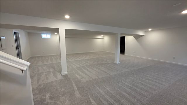 1002 Whistler Way, Adams Twp, PA 16046