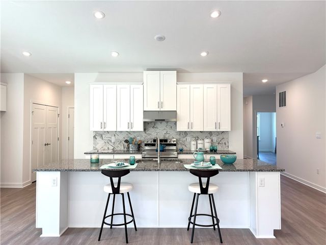 1002 Whistler Way, Adams Twp, PA 16046