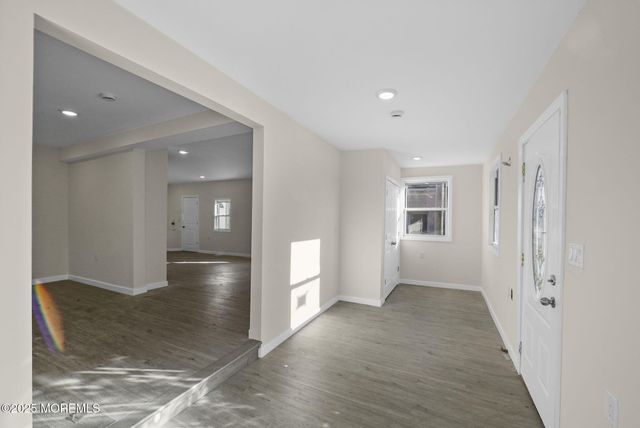 83 Church Street, Keansburg, NJ 07734