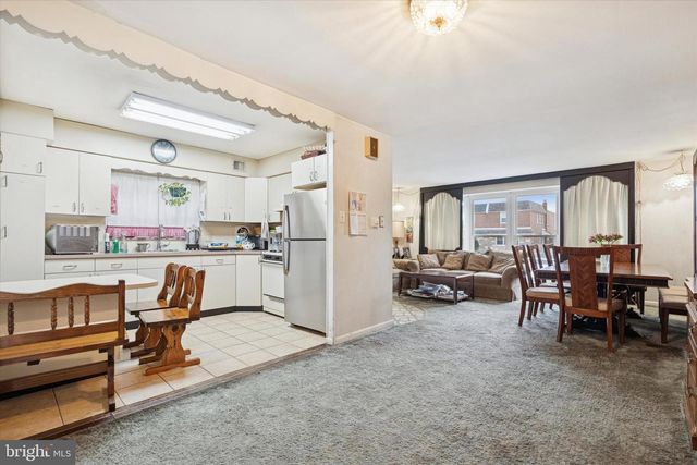 2127 HOFFNAGLE ST, Philadelphia, PA 19152