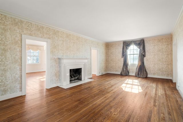 2304 Woodmont Blvd, Nashville, TN 37215