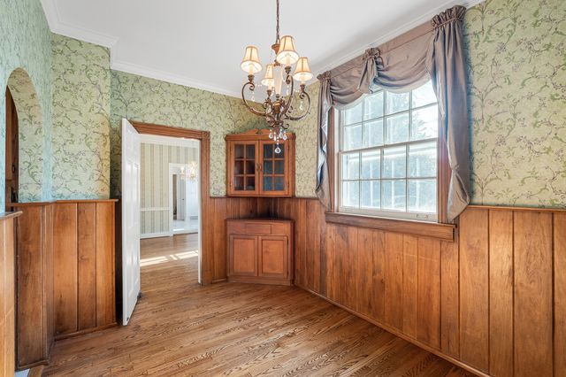 2304 Woodmont Blvd, Nashville, TN 37215