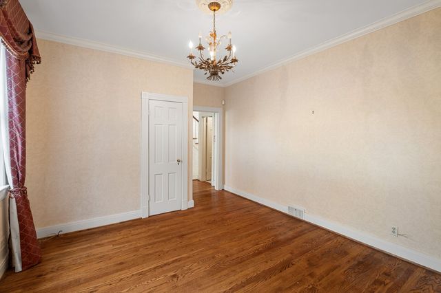 2304 Woodmont Blvd, Nashville, TN 37215