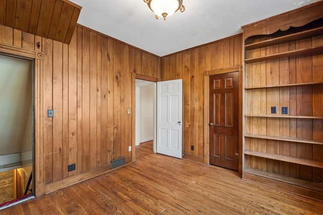 2304 Woodmont Blvd, Nashville, TN 37215