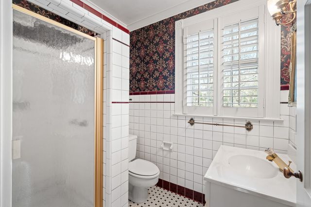 2304 Woodmont Blvd, Nashville, TN 37215