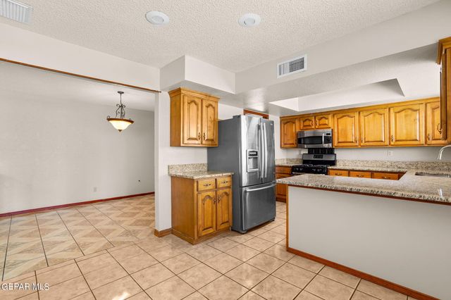 4524 Croton Circle, El Paso, TX 79924