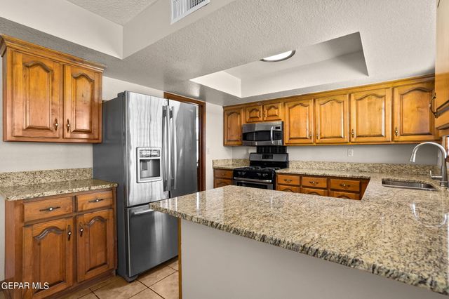 4524 Croton Circle, El Paso, TX 79924