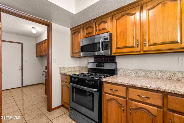 4524 Croton Circle, El Paso, TX 79924