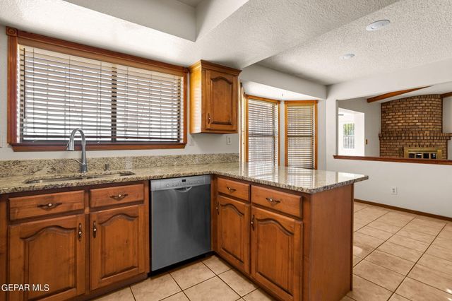 4524 Croton Circle, El Paso, TX 79924