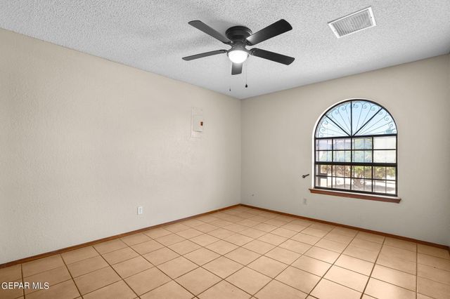 4524 Croton Circle, El Paso, TX 79924