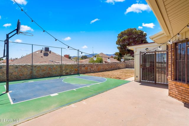 4524 Croton Circle, El Paso, TX 79924