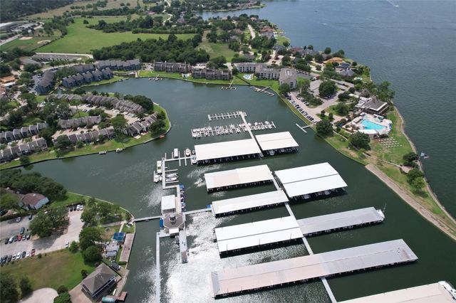 12800 Melville Drive 306, Montgomery, TX 77356