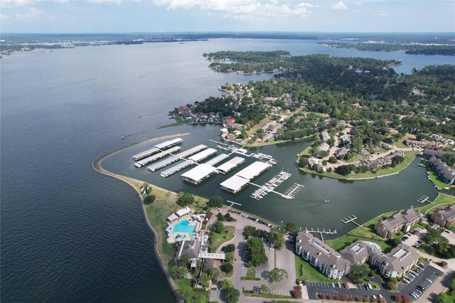 12800 Melville Drive 306, Montgomery, TX 77356