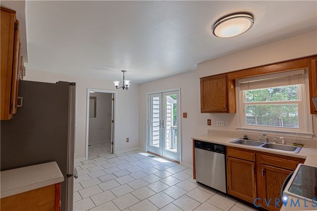 6325 Oldbern Rd, Chesterfield, VA 23832