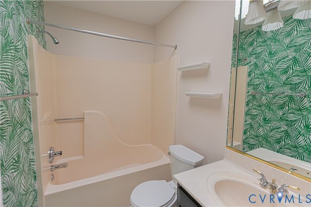 6325 Oldbern Rd, Chesterfield, VA 23832