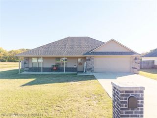 503 Black Creek Lane, Hackett, AR 72937