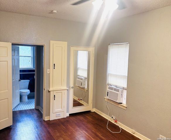 409 W Lynwood Ave Apt 1, San Antonio, TX 78212