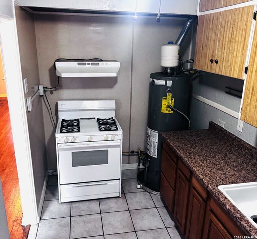 409 W Lynwood Ave Apt 1, San Antonio, TX 78212