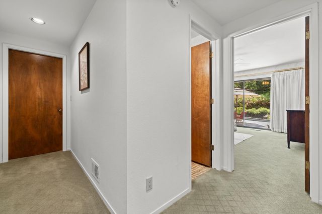8860 Auburn Valley Rd, Auburn, CA 95602