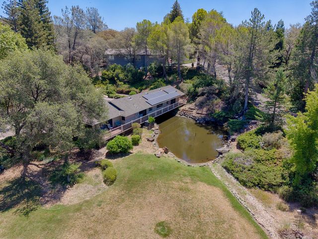 8860 Auburn Valley Rd, Auburn, CA 95602