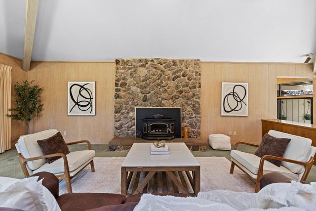 8860 Auburn Valley Rd, Auburn, CA 95602