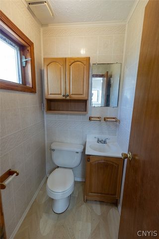 107 Wilmore Place, Syracuse, NY 13208