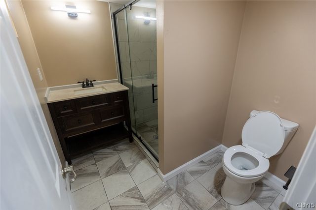 107 Wilmore Place, Syracuse, NY 13208