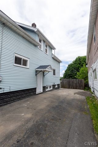 107 Wilmore Place, Syracuse, NY 13208